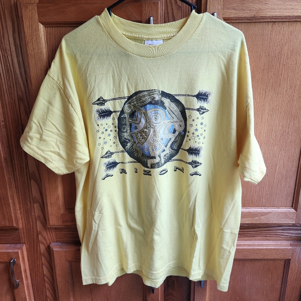 Vintage Graphic Tee - Arizona Theme - Size Large - Hanes